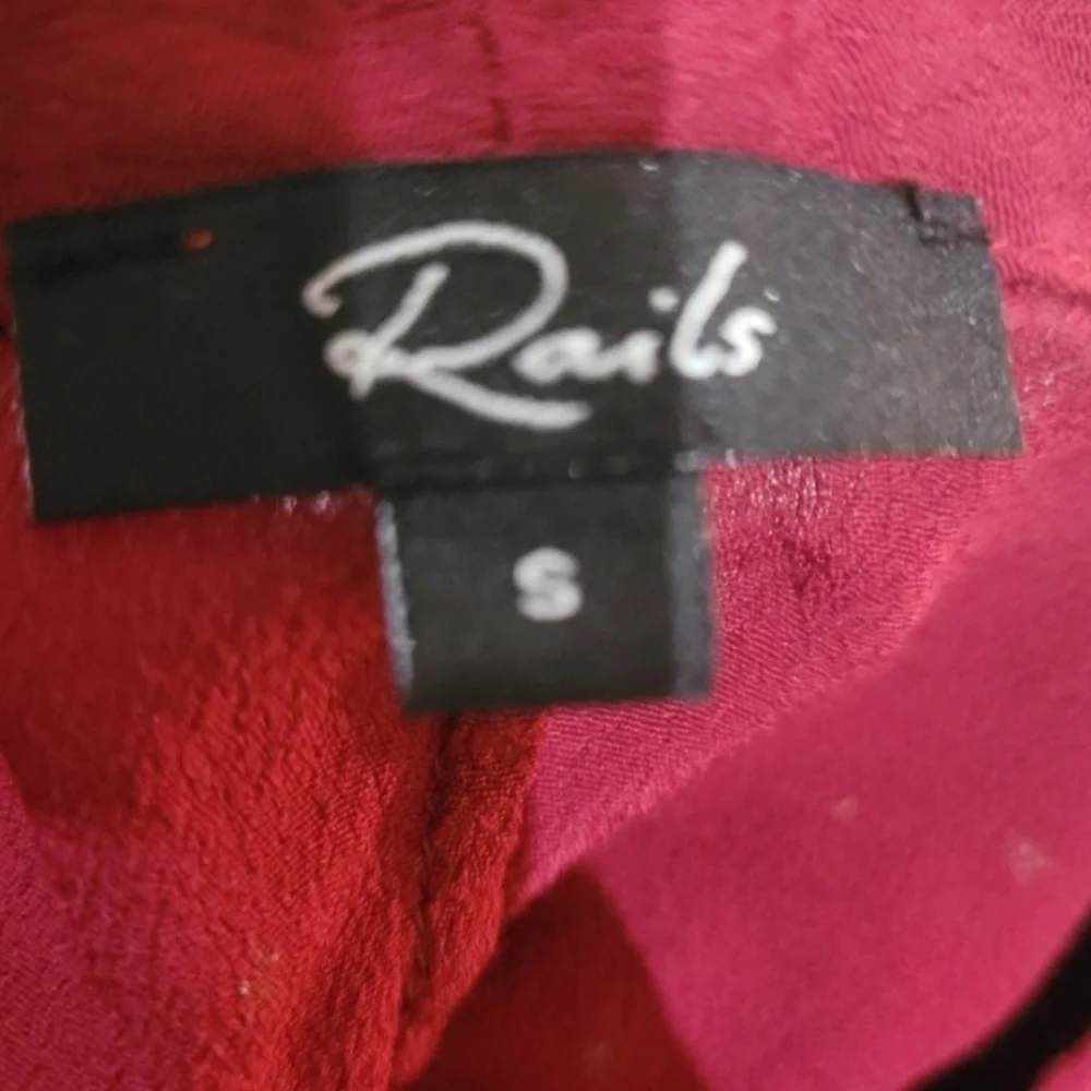 Rails Red Long Sleeved Blouse Sloane With Stars Tie Front S - Picture 4 of 4